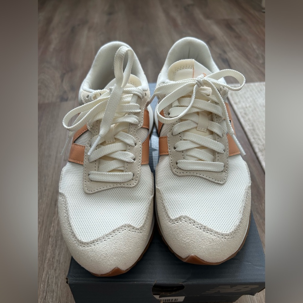 New Balance Beige and Coral Sneakers - Picture 2 of 5